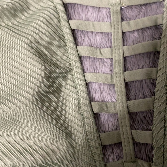 bikini top - Picture 2 of 3